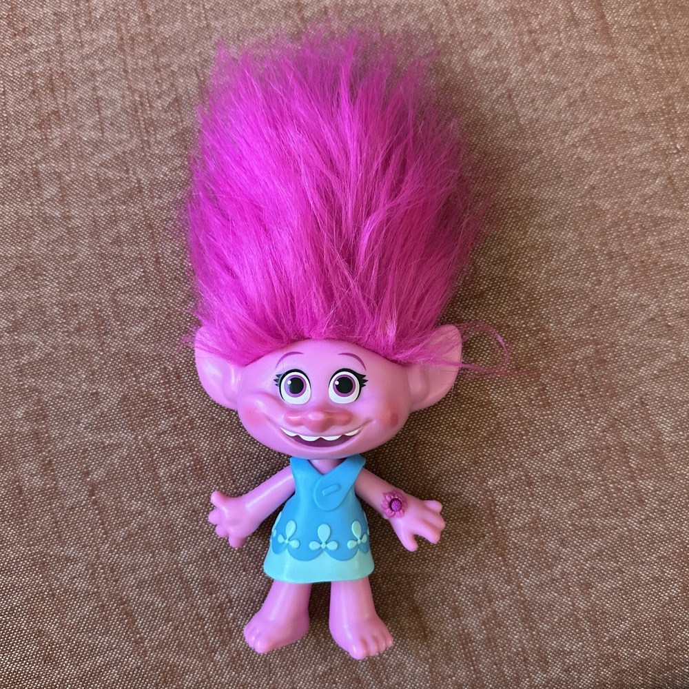 2016 Hasbro Troll Poppy Singing Pink Popstar Toy Figure Talking 10" Doll